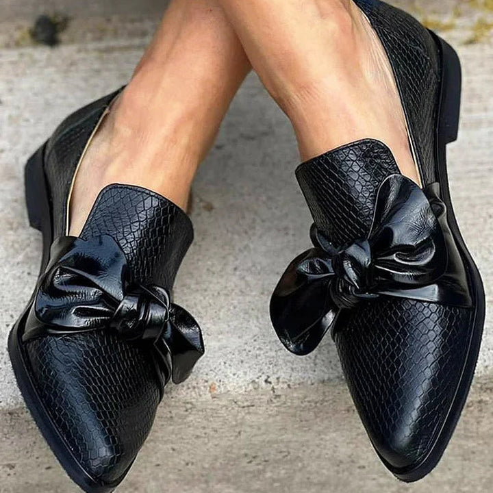 Karen Moree | Black Loafer With Shiny Bow