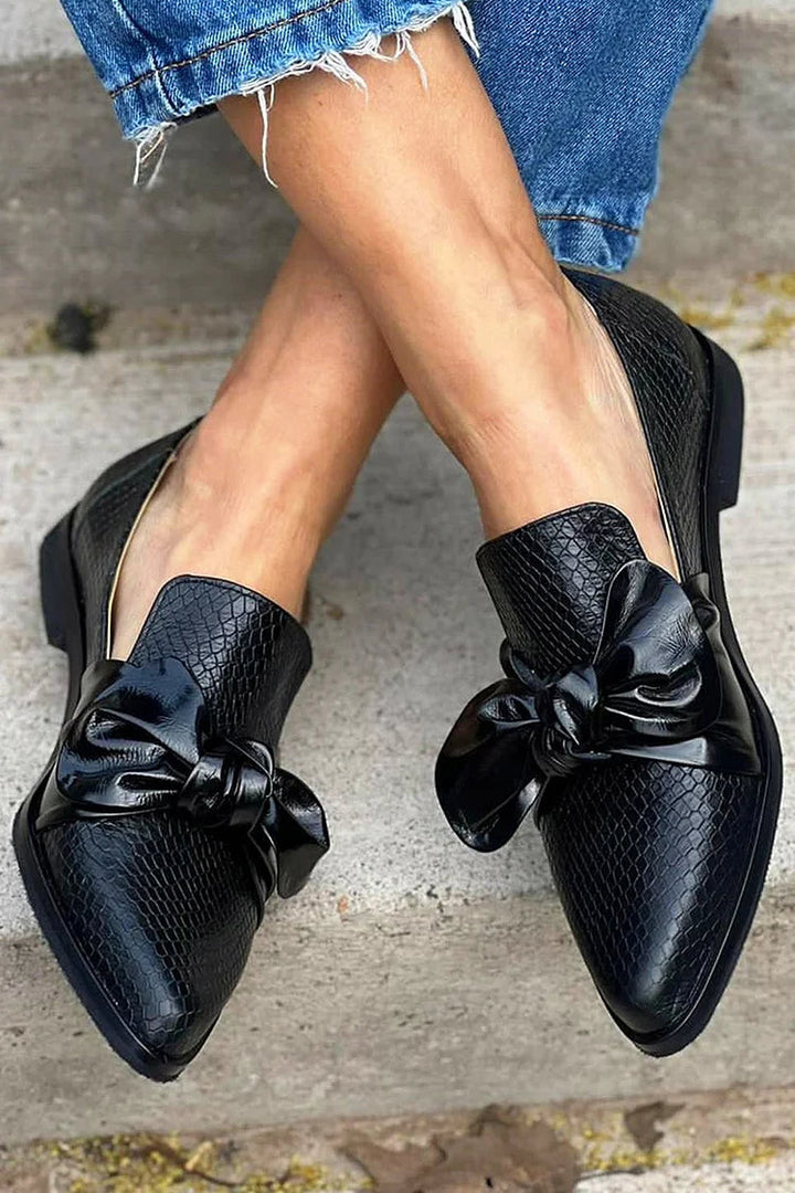 Karen Moree | Black Loafer With Shiny Bow