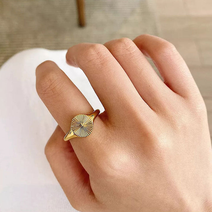 Karen Moree | Sunburst Ring 18K Gold
