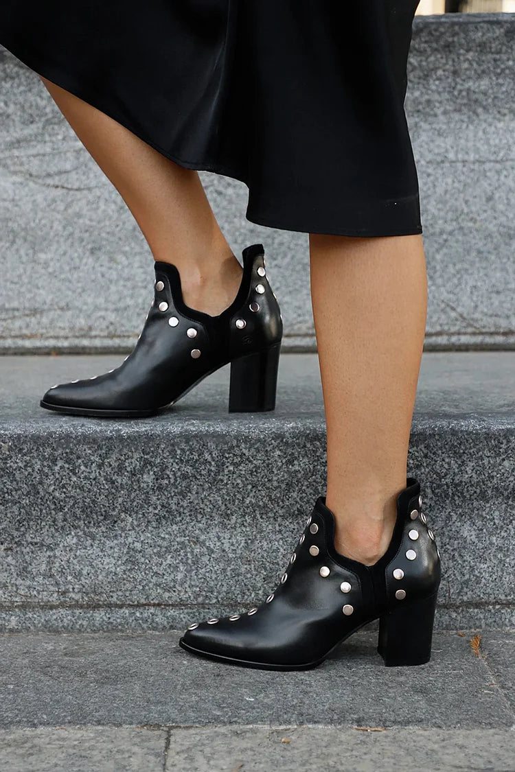 Karen Moree | Studded Ankle Boot With Wide Heel