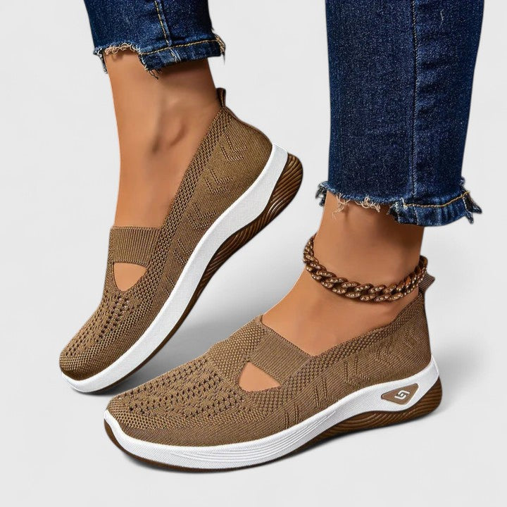 Karen Moree | Comfortable Sneakers