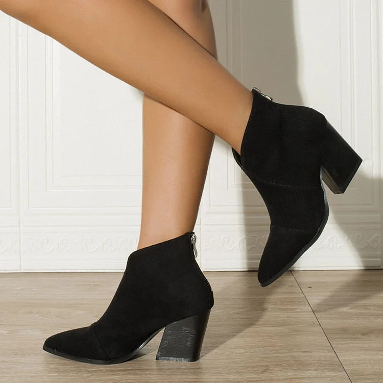 Karen Moree | Pointed Ankle Boot With Premium Effect