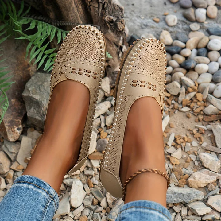 Karen Moree | Comfortable Orthopedic Shoes