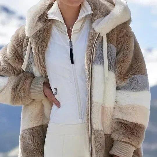 Karen Moree | Winter Jacket, Hooded, Zipper Closure