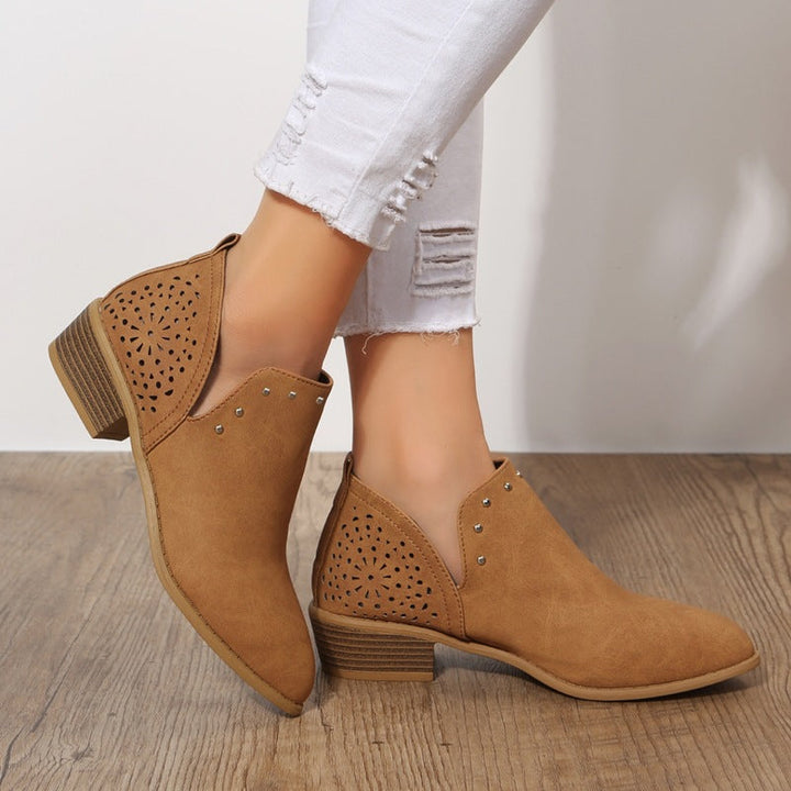 Karen Moree | Low Cut Perforated Ankle Boot