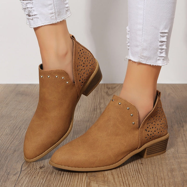 Karen Moree | Low Cut Perforated Ankle Boot