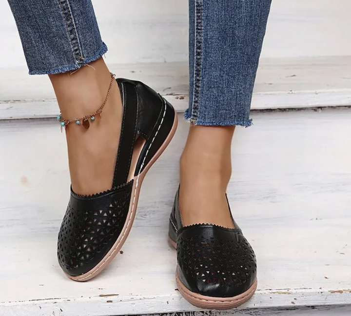Karen Moree | Orthopedic Shoes