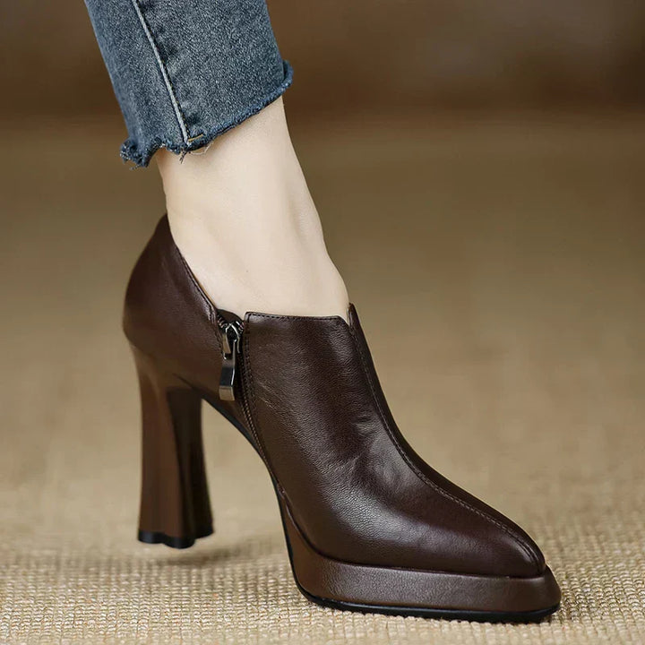 Karen Moree | Stylish Pumps
