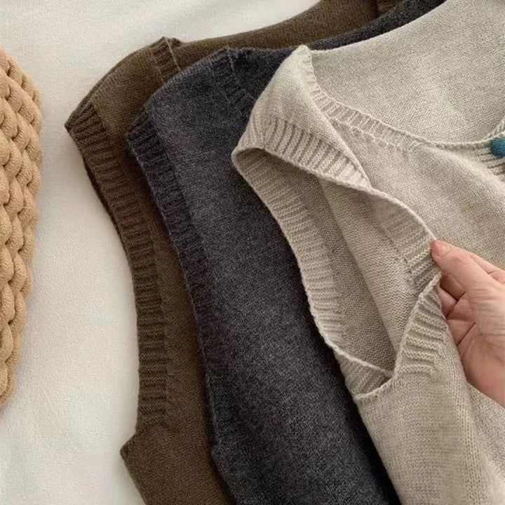 Karen Moree | Color-Button Knit Vest