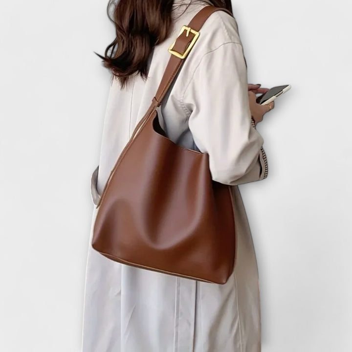Karen Moree | Elegant Leather Shoulder Bag