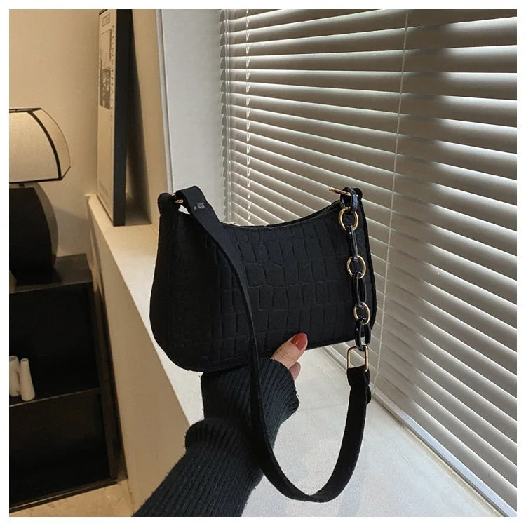 Karen Moree | Shoulder Bag In Crocodile-Embossed Design