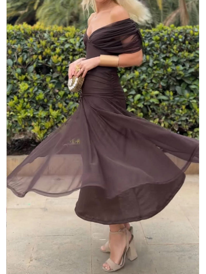 Karen Moree | Off-The-Shoulder Midi Dress