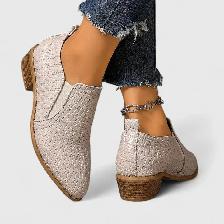Karen Moree | Orthopedic Shoes