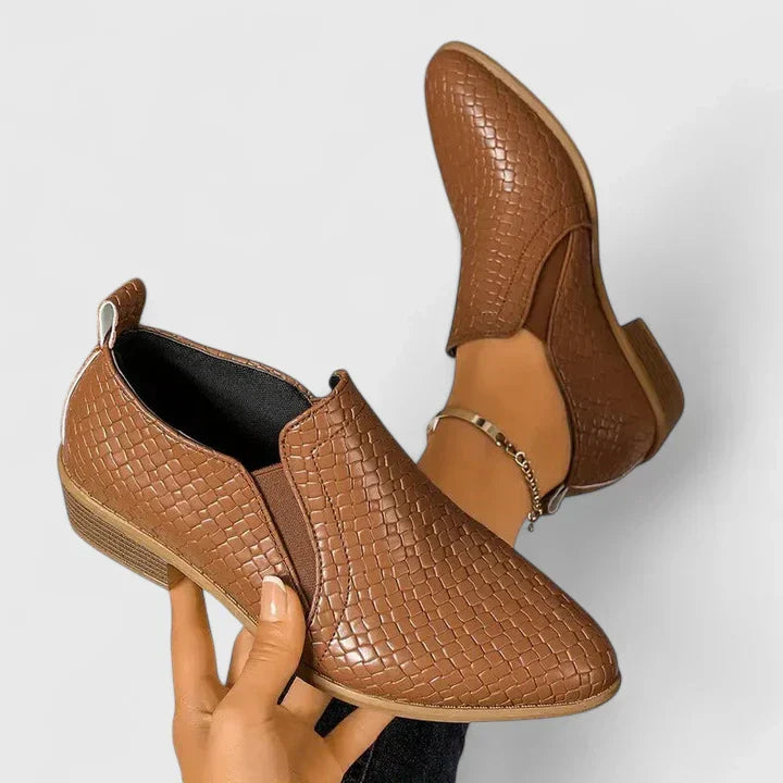 Karen Moree | Orthopedic Shoes